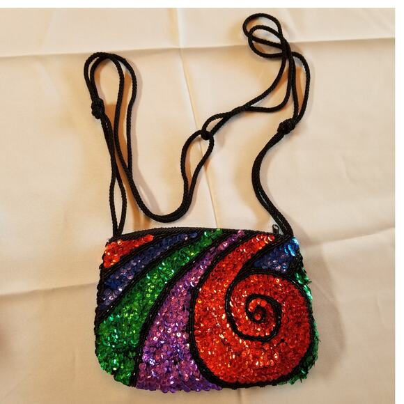 La Regale  LTD hand made in Macau sequined purse - Picture 2 of 12